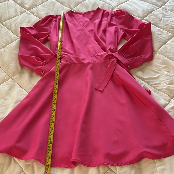 New Without Tag Barbie Pink Wrap Dress Long Sleeves Gold Buttoned Cuff Small - Picture 7 of 17